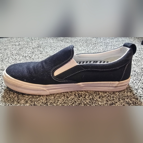 SOLD Taos Rubber Soul slip-on Canvas Black sneakers womens size 10 - Picture 11 of 12